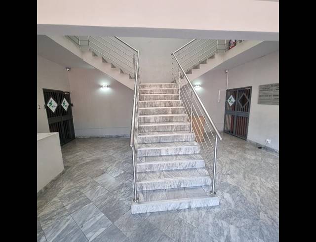BUSINESS PROPERTY TO RENT IN BEDFORD GARDENS
